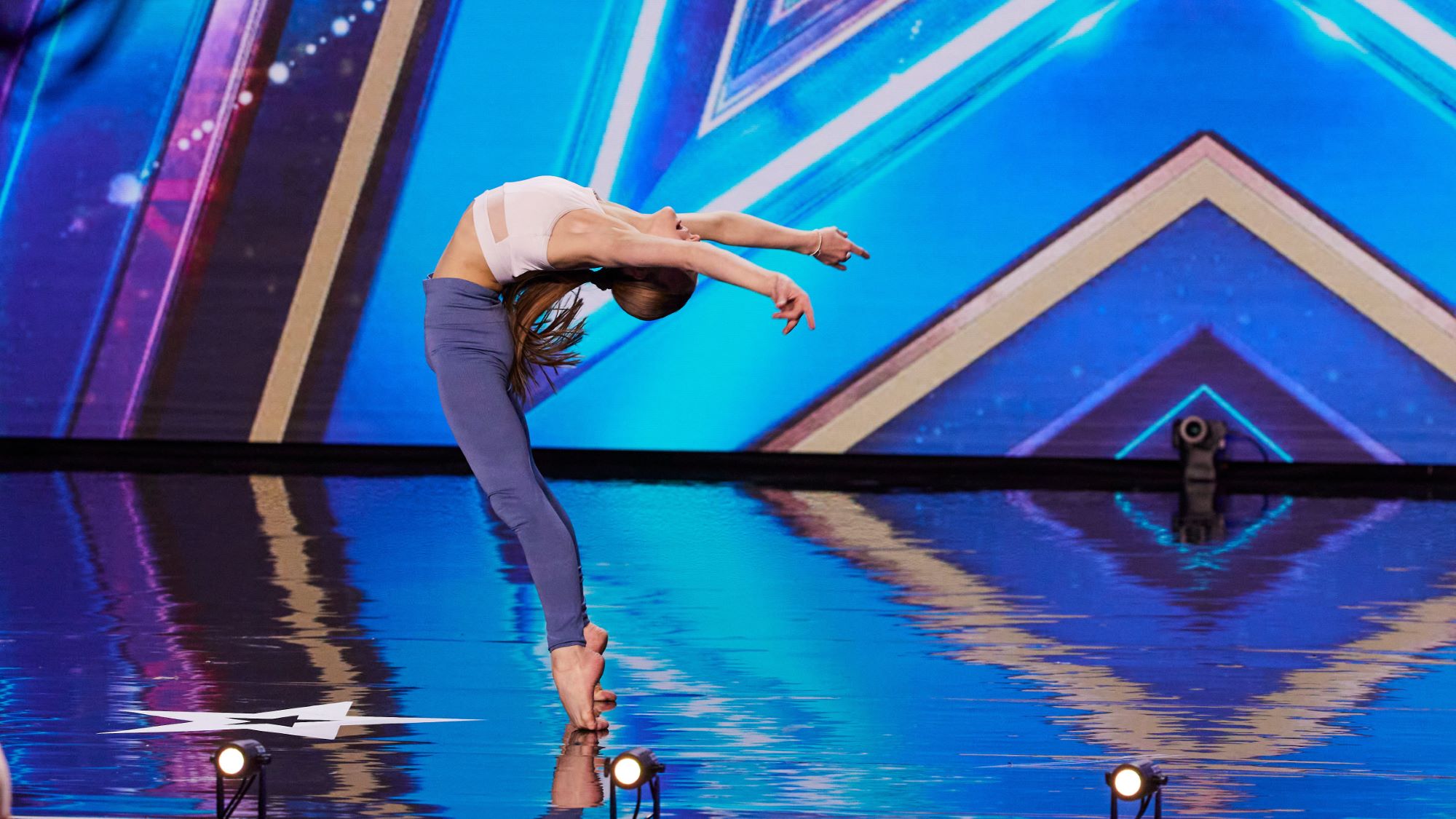 13-year-old Dancer Stuns Britain's Got Talent With Routine To James ...