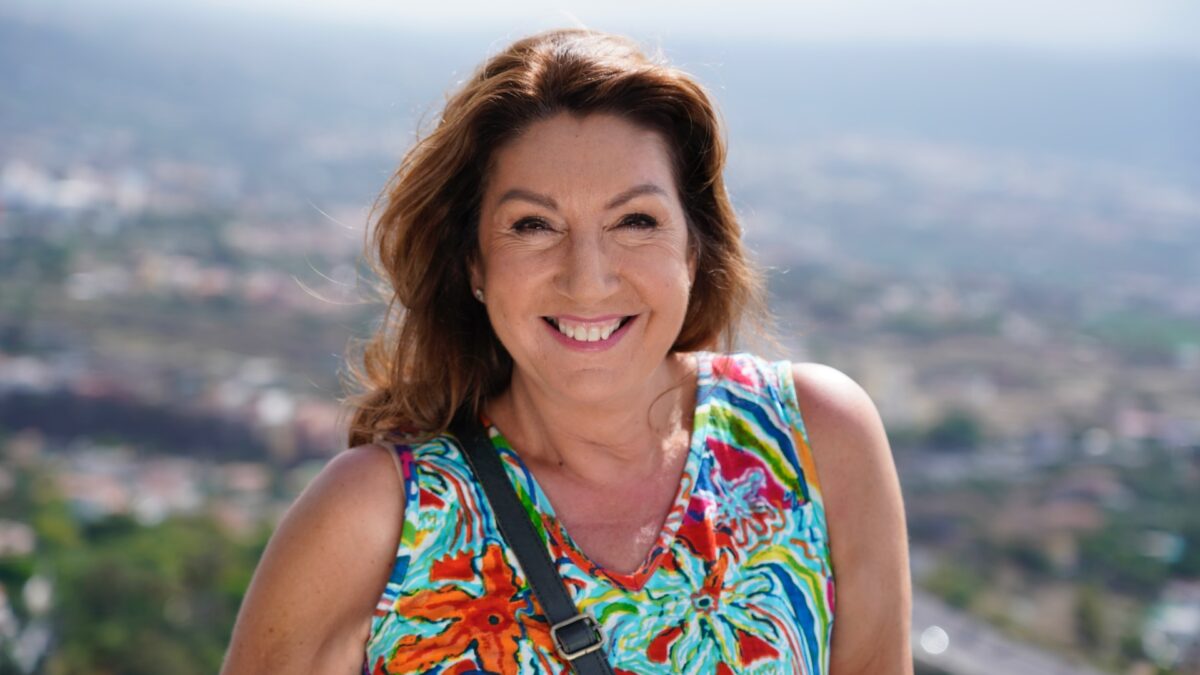 Jane McDonald in the Canary Islands