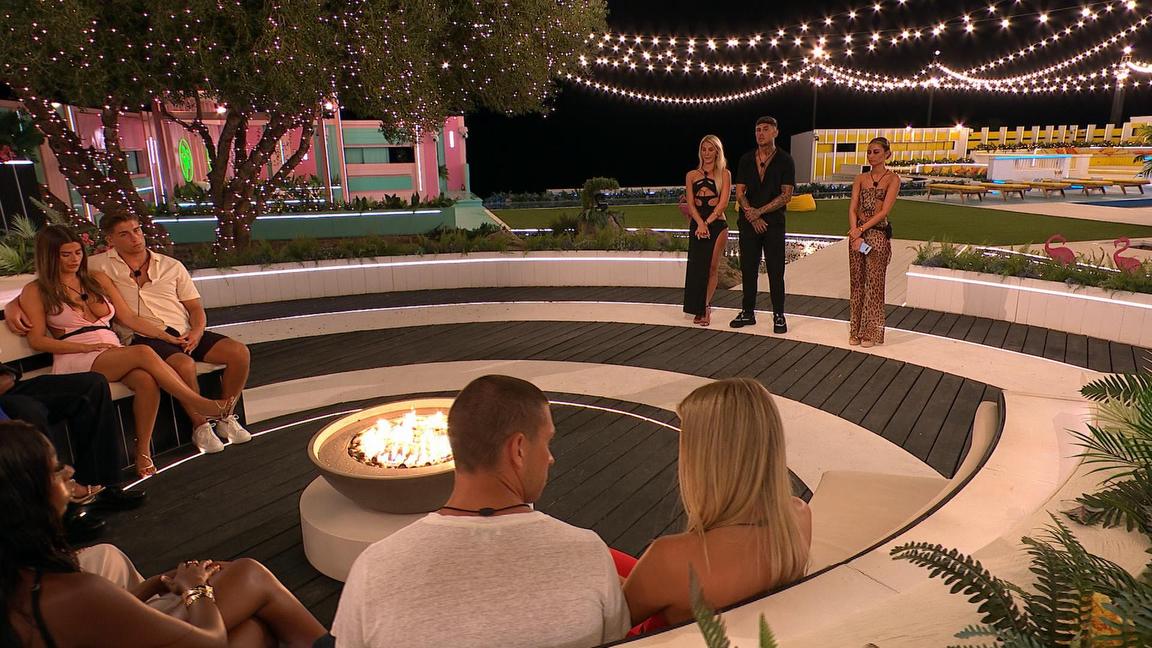 Gorgeous Are Fitzy And Lola Going Home? Chaos As Bombshells Given Chance To Steal On Love Island Design Collection Gorgeous Are Fitzy And Lola Going Home? Chaos As Bombshells Given Chance To Steal On Love Island Design Collection